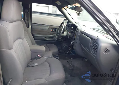 2003 Chevrolet S-10 Ls z USA, uszkodzony, nr VIN 1GCCS19X438235682